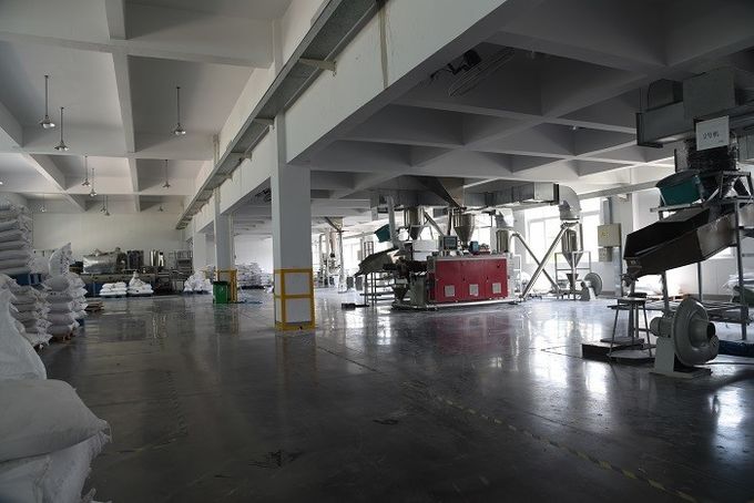 Tongxiang LuoX Plastic CO.,LTD производственная линия завода 1